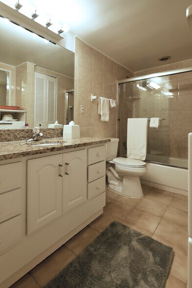Bathroom - 1420 N St NW