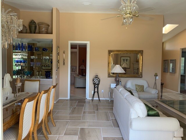 Entry to kitchen - 2481 Verna Ct
