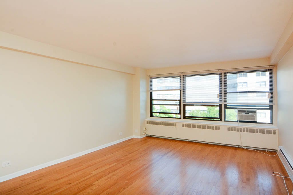 Building Photo - 4180 N Marine Dr