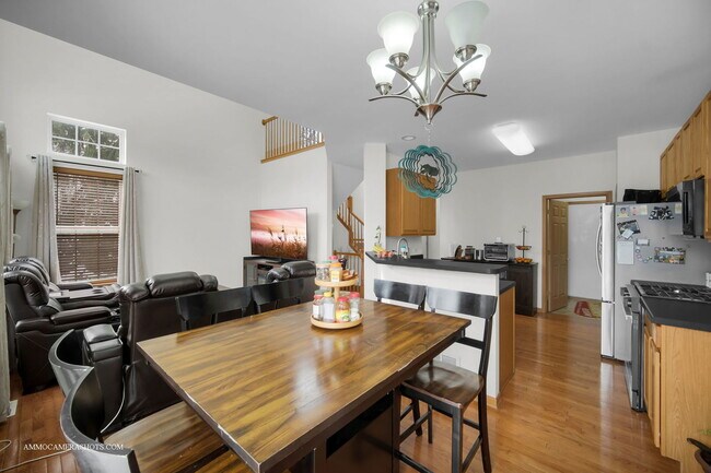 Building Photo - 369 Vaughn Cir