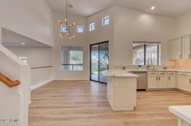 Building Photo - 12441 Via Ln