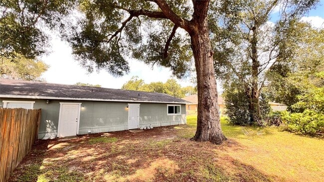 Building Photo - 1430 Monroe St