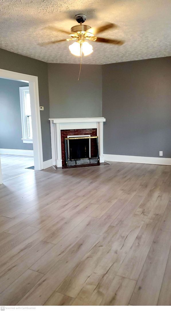 Building Photo - 1/2 off! (HALF OFF) 2nd month rent! Beautiful 3 bed 1.5 bath and ready for your move in