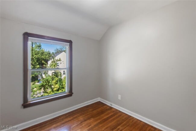 Building Photo - 4723 W 125th St