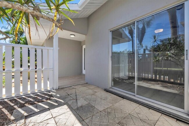 Building Photo - 27630 Wisconsin St