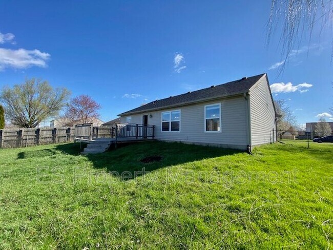 Building Photo - 4028 Dogwood Ln