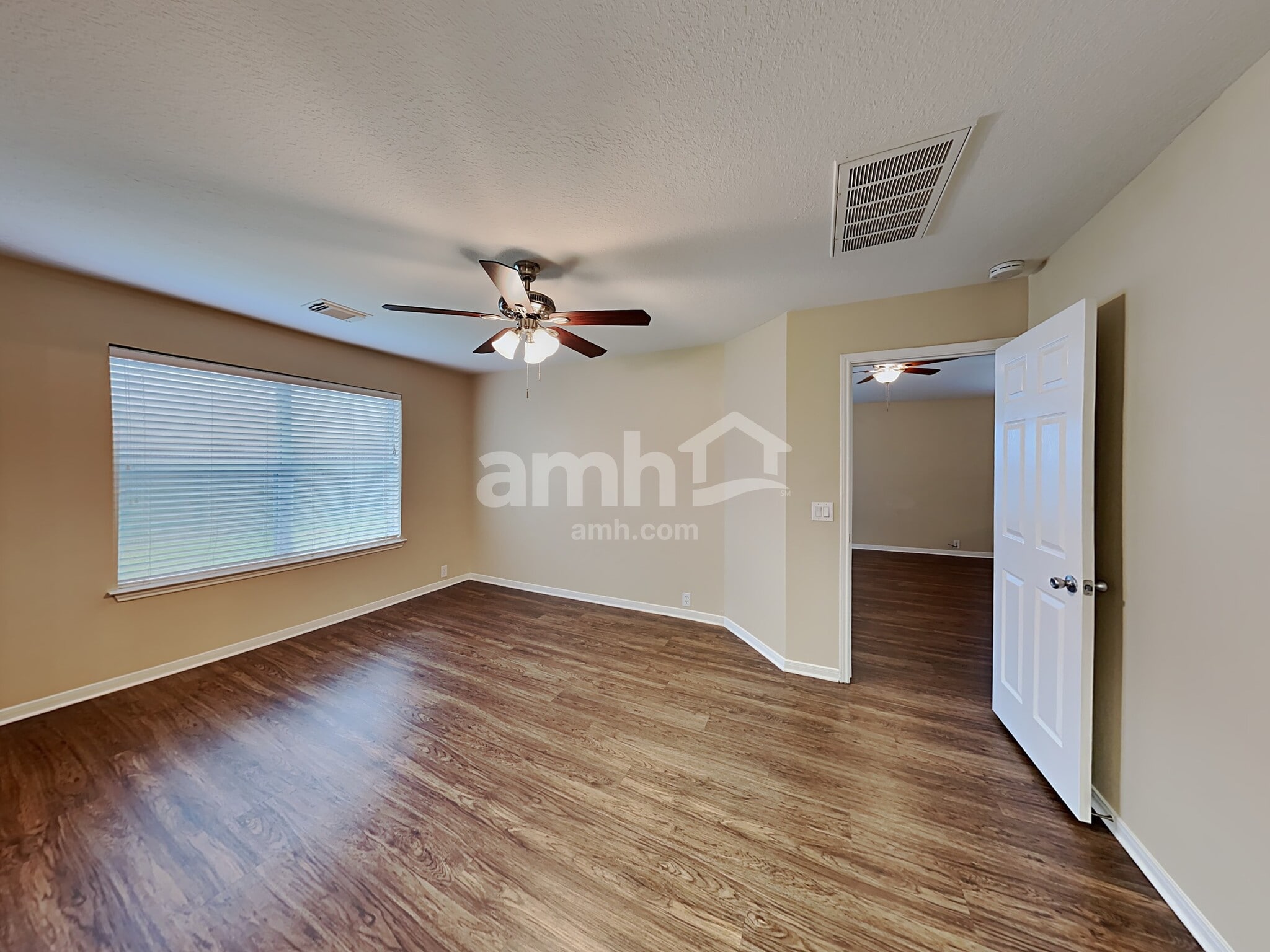 Building Photo - 16623 Grenada Falls Dr