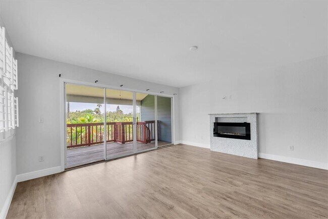 Building Photo - 802 Hidden Harbour Dr