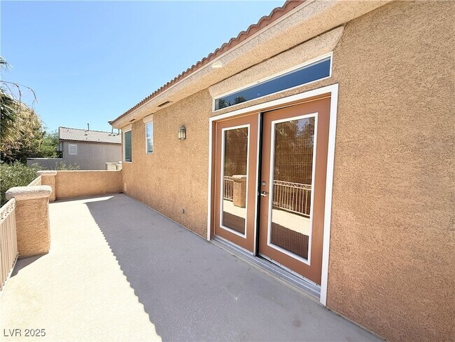 Building Photo - 10746 Palliser Bay Dr
