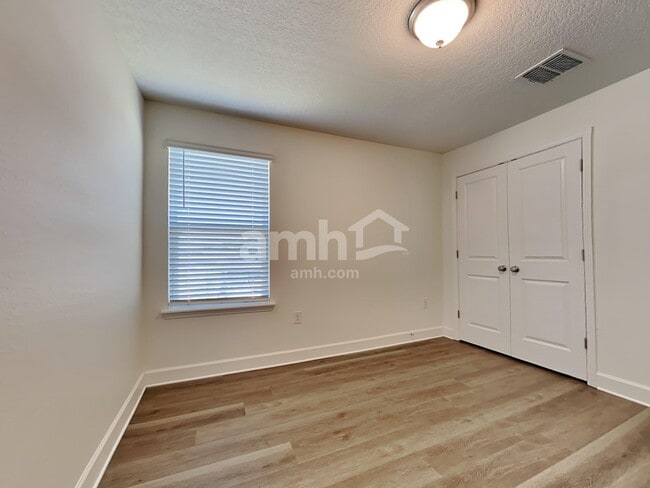 Building Photo - 1291 Tan Tara Trl