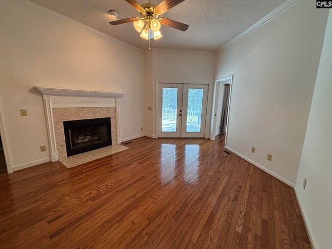 Building Photo - 221 Timberlake Dr