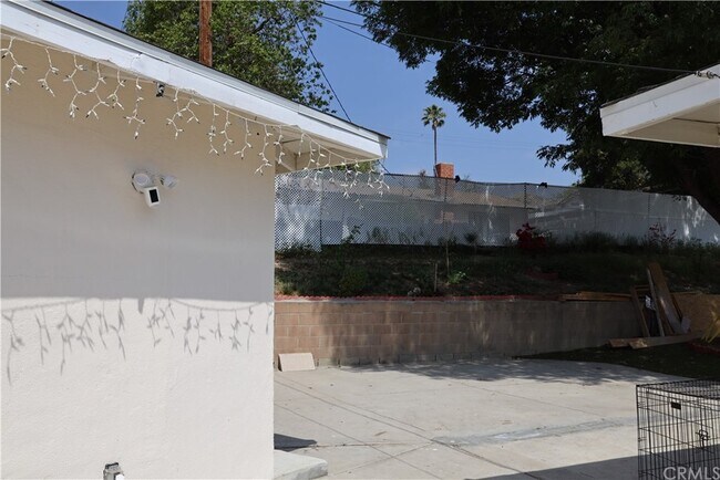 Building Photo - 11598 Cranston Ave
