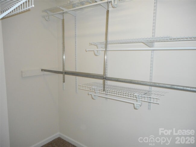 Building Photo - 2331 Crosscut Dr