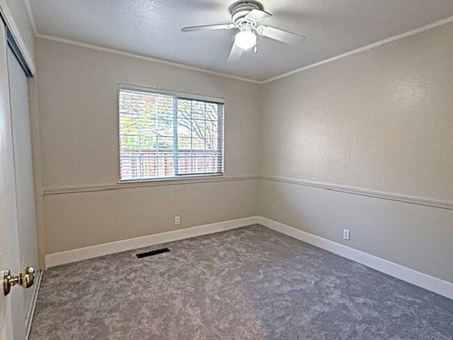 Building Photo - NEWLY RENOVATED- 4BD/2BA, Single-Family Home in Twin Creeks Area of San Ramon- Available NOW!