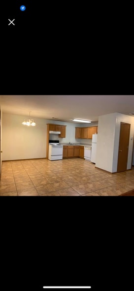 Primary Photo - 311 E Marietta Ct