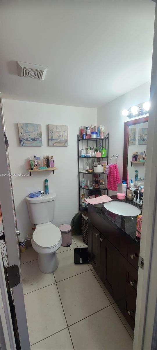 Building Photo - 4620 NW 79th Ave