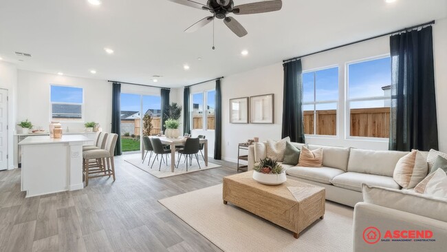 Building Photo - Brand New 5 Bedroom Home in Gossamer Grove!