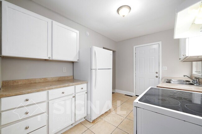 Building Photo - 5609 Court O