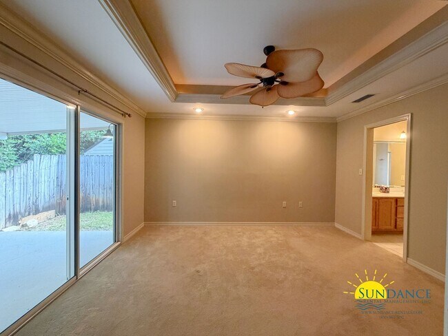 Building Photo - Charming 4BR Home in Fort Walton Beach Near Eglin AFB & Hurlburt Field!