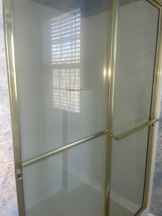 Building Photo - BASEMENT HOME-DOUBLE DECKS-COLUMBIA COUNTY, GOOD SCHOOLS, COVENIENT TO FORT