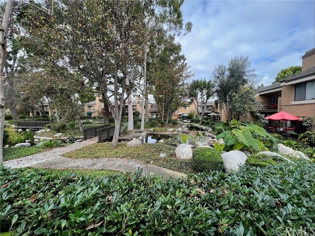 Building Photo - 7911 Woodlake Dr
