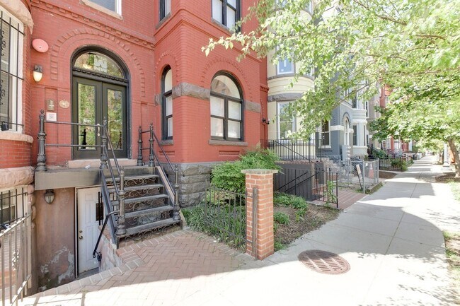 Building Photo - 1312 W St NW