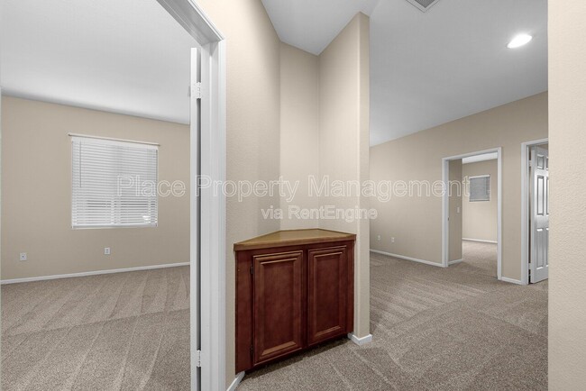 Building Photo - 6223 Avenida De Las Vistas