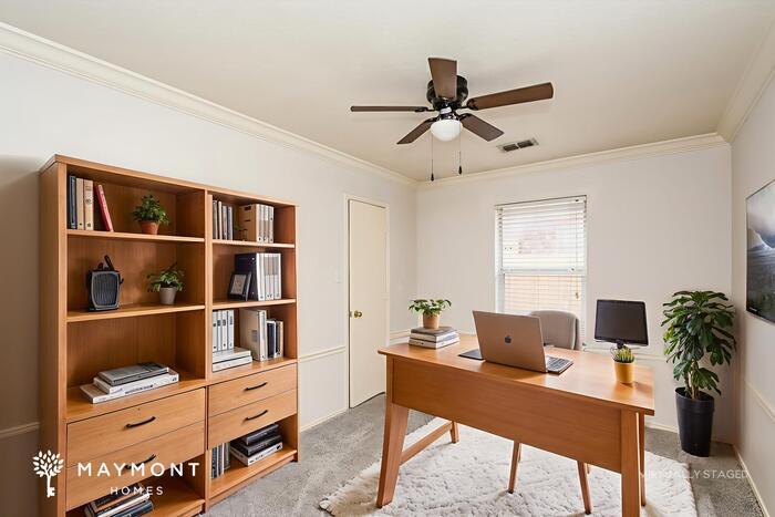 Building Photo - 716 Stonedale Dr