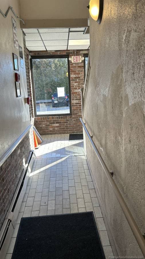 Building Photo - 87 Broad St