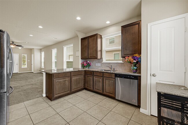 Building Photo - 17002 Devon Dogwood Trail