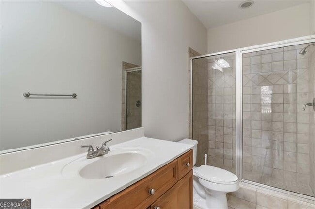 Building Photo - 5460 Glenridge View NE