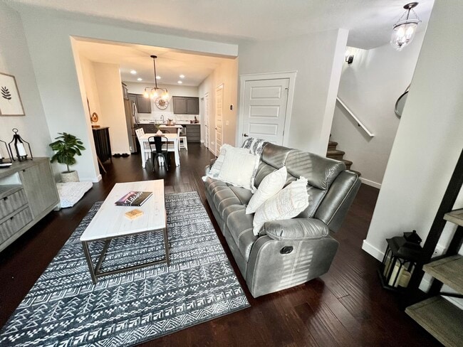 Building Photo - 5068 W Targee St