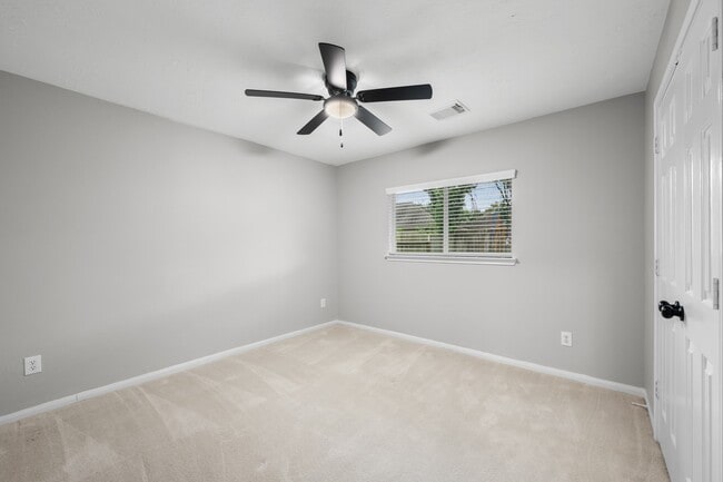 Building Photo - 1855 Silent Shore Ct