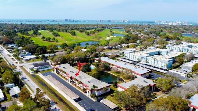 Building Photo - 1750 Belleair Forest Dr