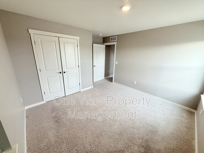 Building Photo - 215 N 62nd Ave