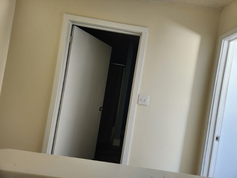 Building Photo - 17 Shepherd Rd