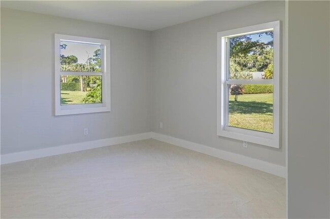 Building Photo - 5740 36th Pl