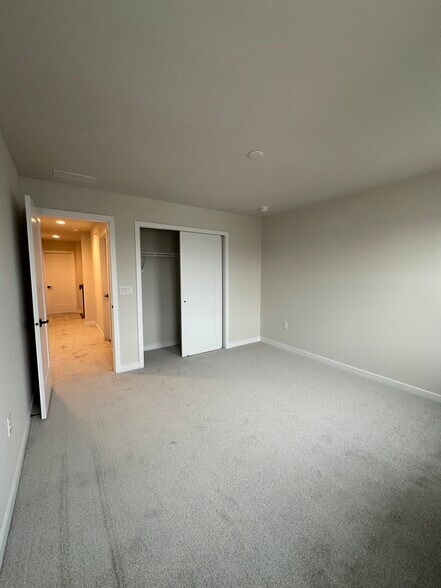 Building Photo - 182 Mahogany Ln