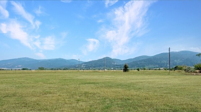 Building Photo - 2 Acres nestled against the Hyalite mounta...