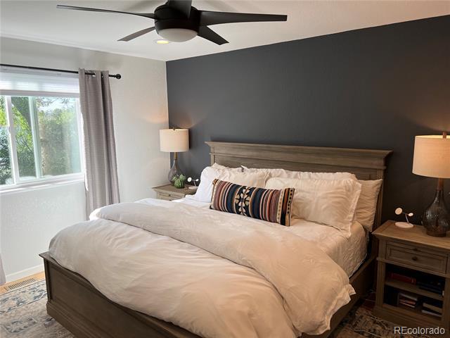 Building Photo - 1152 S Owens St