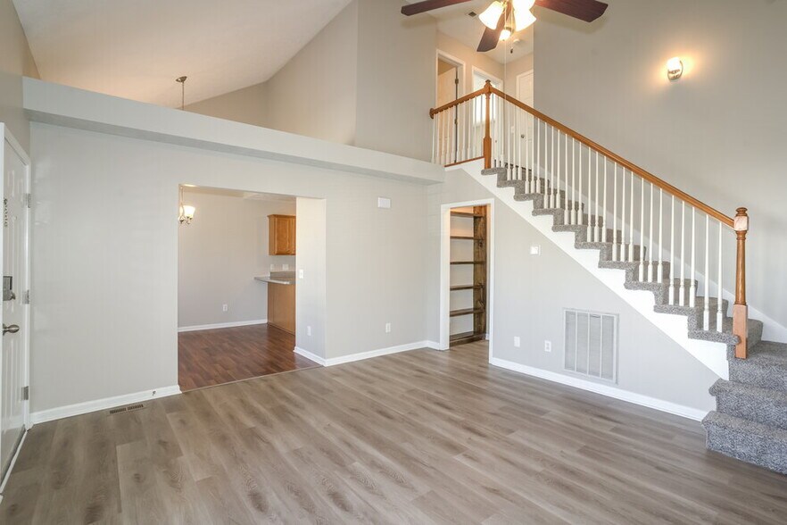 Building Photo - 119 Shady View Dr