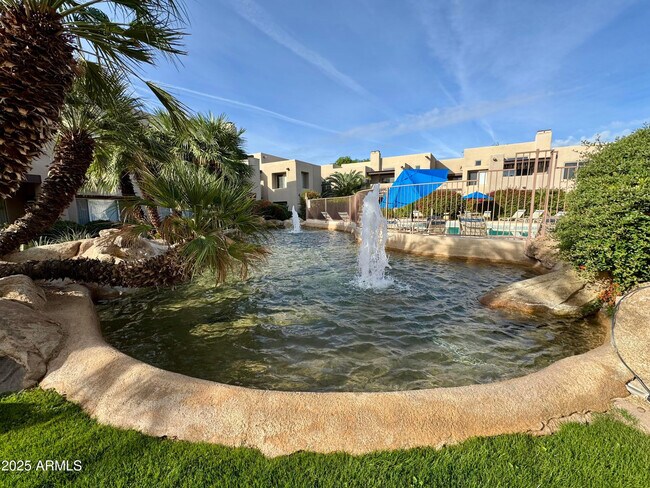 Building Photo - 11260 N 92nd St