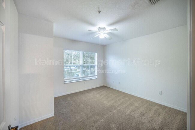 Building Photo - 4021 Venetian Bay Dr