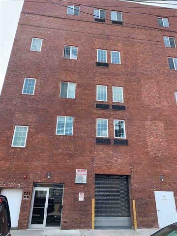 Building Photo - 711 Sip St
