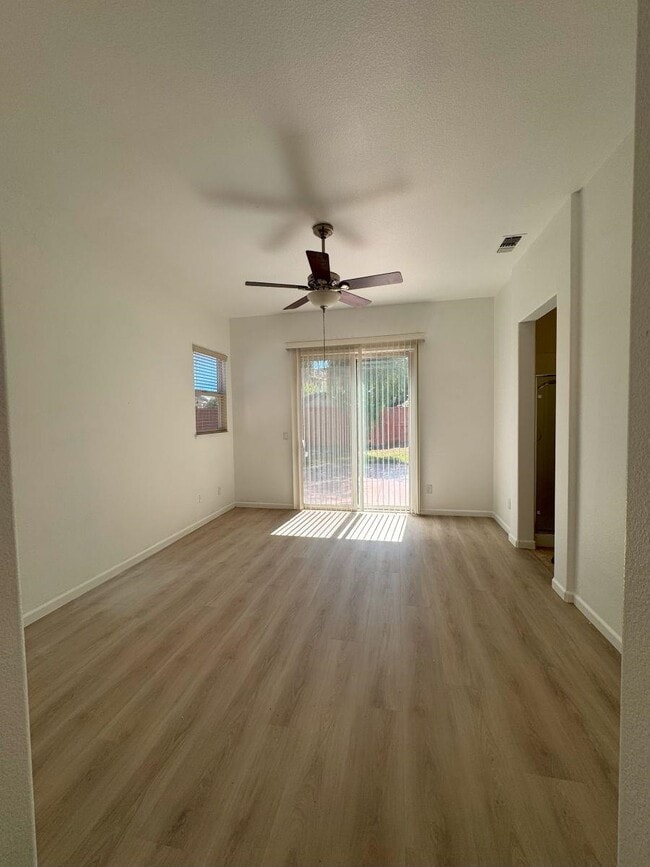 Building Photo - 2638 Breaker Way