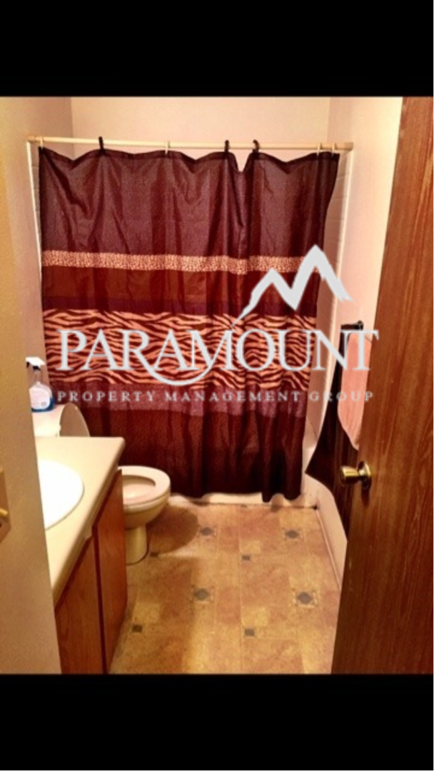 Building Photo - 2 Bed Fox Island Apartment