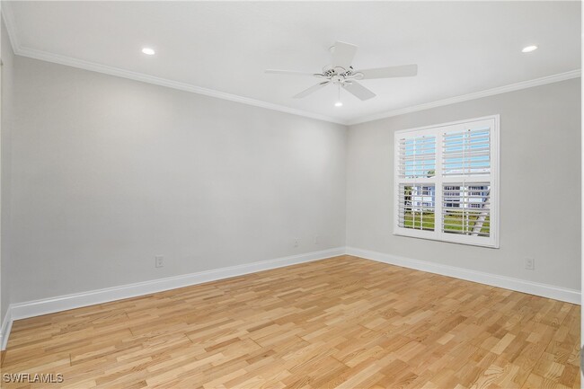 Building Photo - 832 Tanbark Dr