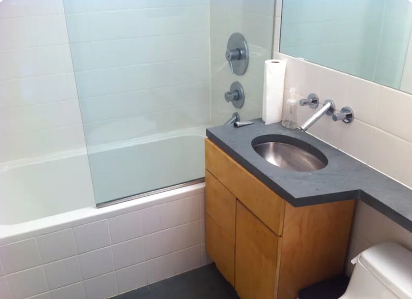 Building Photo - 400 Central Park W