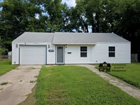 Building Photo - Cozy cul-de-sac home