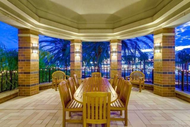 Building Photo - 500 W Harbor Dr